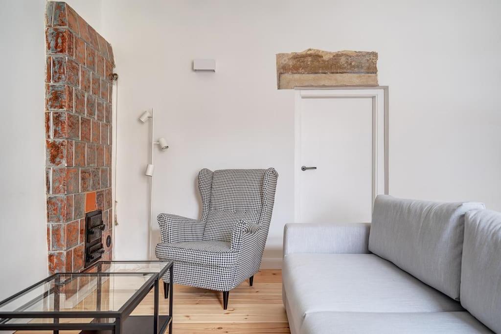 Spacious 2-Bedroom Flat In Old Town By Urban Rent Vilnius Luaran gambar
